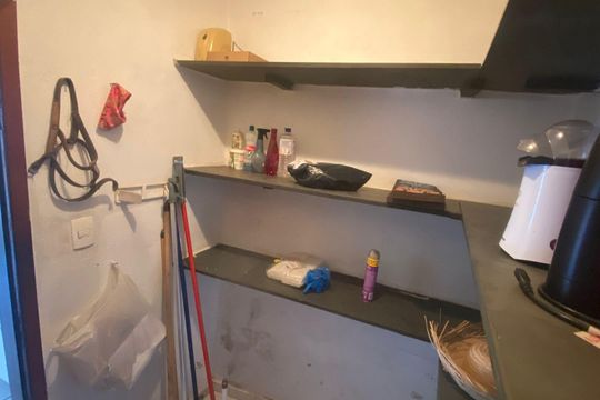 Dispensa de casa para alugar com 2 quartos, 360m² em Centro, Betim