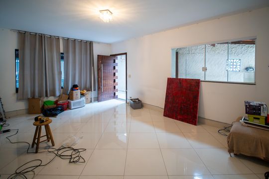 Casa para alugar com 4 quartos, 250m² em Vila Tiradentes, São Paulo