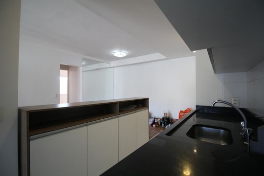 Cozinha de apartamento à venda com 2 quartos, 75m² em Vila Andrade, São Paulo