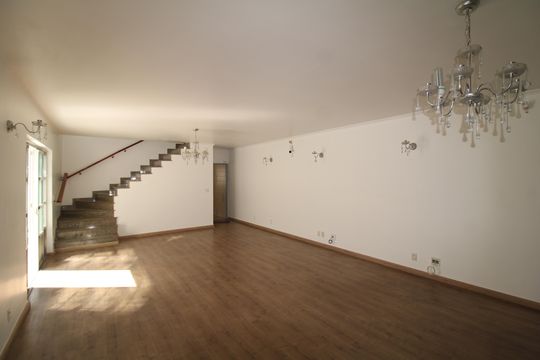 Sala de casa para alugar com 6 quartos, 293m² em Jardim São Paulo, São Paulo