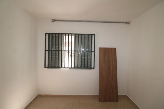 Área de Serviço - Quarto 1 de casa para alugar com 6 quartos, 293m² em Jardim São Paulo, São Paulo