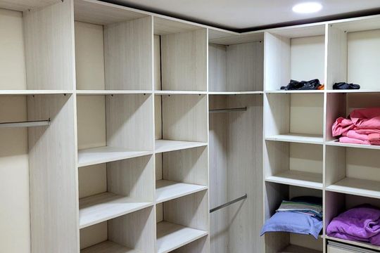 Closet de casa à venda com 3 quartos, 120m² em Itanhangá, Rio de Janeiro