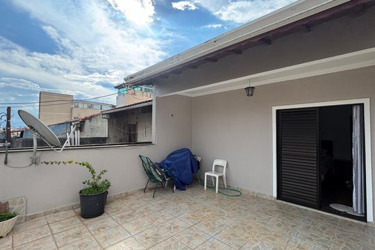 Quarto 1 Varanda de casa à venda com 3 quartos, 270m² em Centreville, Santo André