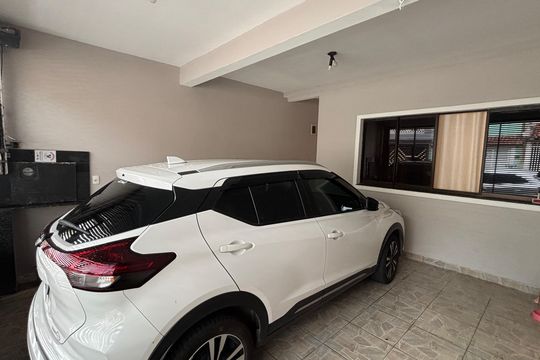 Garagem de casa à venda com 3 quartos, 270m² em Centreville, Santo André
