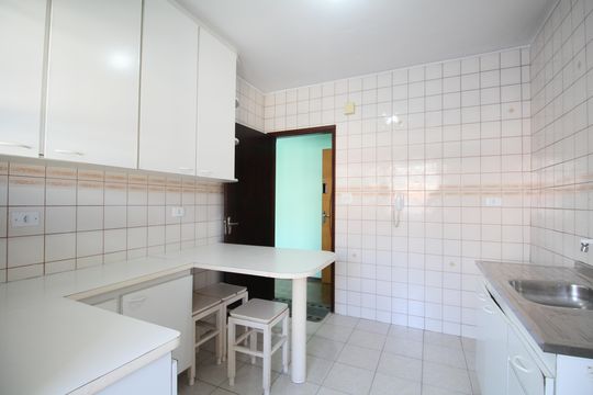Cozinha - Armários de apartamento à venda com 2 quartos, 62m² em Jardim Jussara, Taboão da Serra