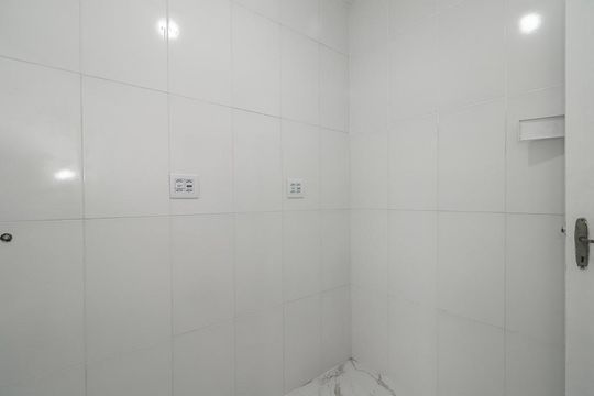 Cozinha de apartamento à venda com 1 quarto, 40m² em Auxiliadora, Porto Alegre