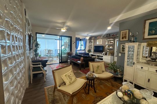 Sala de apartamento para alugar com 2 quartos, 112m² em Empresarial 18 do Forte, Barueri