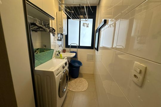 Área de Serviço de apartamento para alugar com 2 quartos, 112m² em Empresarial 18 do Forte, Barueri