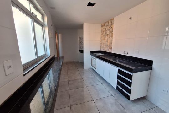 Cozinha de casa à venda com 3 quartos, 287m² em Dom Bosco, Belo Horizonte