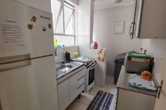 Cozinha de apartamento para alugar com 1 quarto, 63m² em Guilhermina, Praia Grande