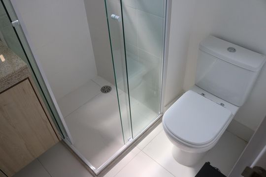 Banheiro de kitnet/studio à venda com 1 quarto, 22m² em Perdizes, São Paulo