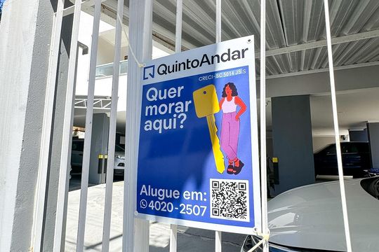 Plaquinha de apartamento para alugar com 2 quartos, 97m² em Ingleses Norte, Florianópolis