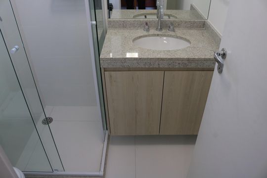 Banheiro de kitnet/studio à venda com 1 quarto, 22m² em Perdizes, São Paulo