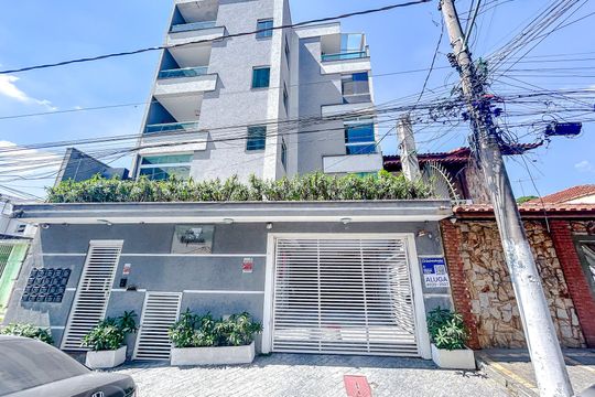 Fachada com Plaquinha de apartamento para alugar com 2 quartos, 45m² em Vila Nova Savoia, São Paulo