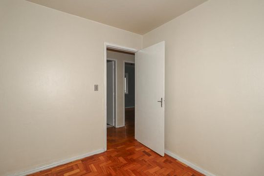 Quarto 3 de apartamento à venda com 3 quartos, 64m² em Rio Branco, Porto Alegre