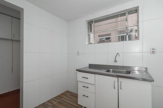 Cozinha de apartamento à venda com 3 quartos, 64m² em Rio Branco, Porto Alegre