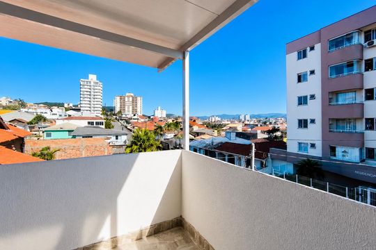 Área externa de kitnet/studio para alugar com 1 quarto, 18m² em Jardim Cidade de Florianopolis, São José
