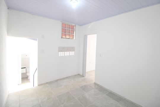 Casa para alugar com 1 quarto, 50m² em Vila Nova Cachoeirinha, São Paulo