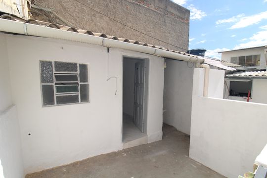 Quintal de casa para alugar com 1 quarto, 50m² em Vila Nova Cachoeirinha, São Paulo