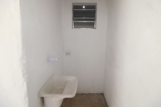 Área de Serviço de casa para alugar com 1 quarto, 50m² em Vila Nova Cachoeirinha, São Paulo