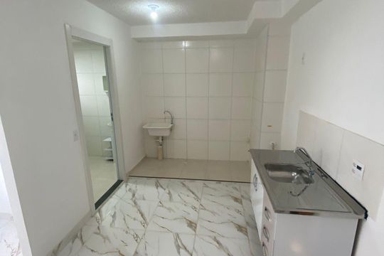 Cozinha de apartamento para alugar com 1 quarto, 35m² em Usina Piratininga, São Paulo