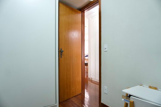 Quarto 1 de apartamento à venda com 3 quartos, 178m² em Palmares, Belo Horizonte