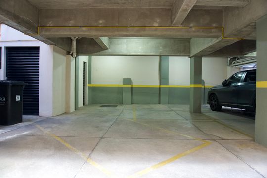 Garagem de apartamento à venda com 3 quartos, 178m² em Palmares, Belo Horizonte