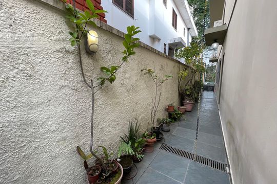 Quintal de casa à venda com 3 quartos, 135m² em Vila Albano, São Paulo