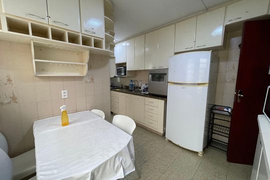 Cozinha de casa à venda com 3 quartos, 135m² em Vila Albano, São Paulo