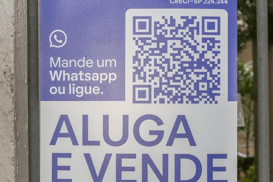 Fachada de apartamento à venda com 2 quartos, 75m² em Perdizes, São Paulo
