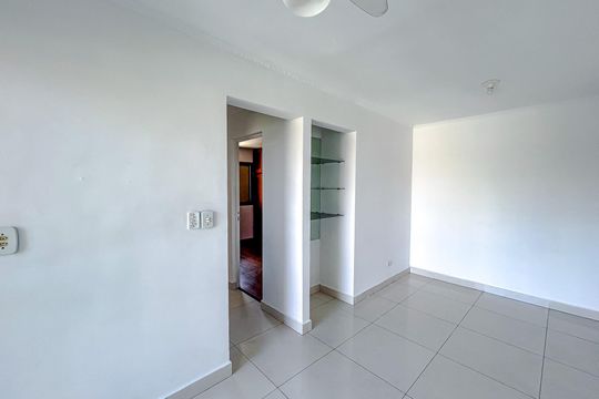 Sala de apartamento à venda com 2 quartos, 50m² em Vila Carrão, São Paulo