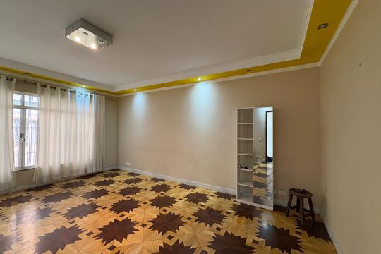 Sala de casa à venda com 4 quartos, 250m² em Vila Albertina, São Paulo