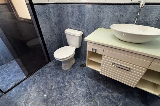 Banheiro da Suíte de apartamento à venda com 3 quartos, 105m² em Parque das Nações, Santo André