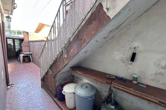 Quintal - corredor  de casa à venda com 2 quartos, 125m² em Veleiros, São Paulo