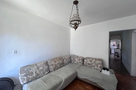 Sala de estar  de casa à venda com 2 quartos, 125m² em Veleiros, São Paulo
