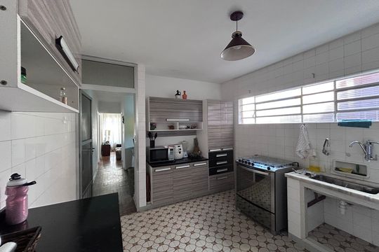 Cozinha  de casa à venda com 2 quartos, 125m² em Veleiros, São Paulo