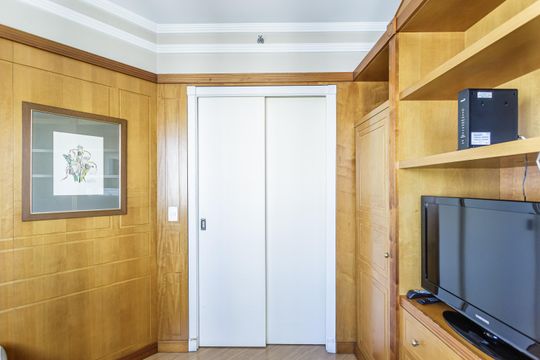Quarto 1 de apartamento para alugar com 2 quartos, 52m² em Vila Nova Conceição, São Paulo