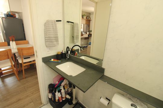 Banheiro de apartamento à venda com 2 quartos, 37m² em Sé, São Paulo