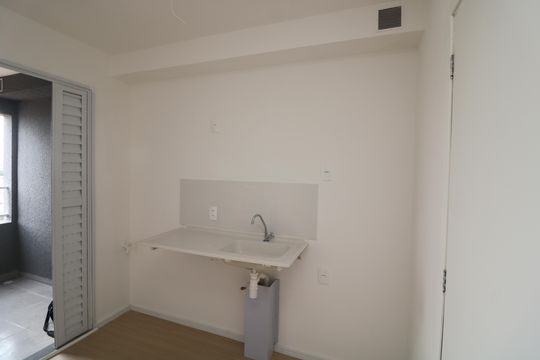 Cozinha de apartamento para alugar com 2 quartos, 38m² em Jardim Imperador (zona Leste), São Paulo