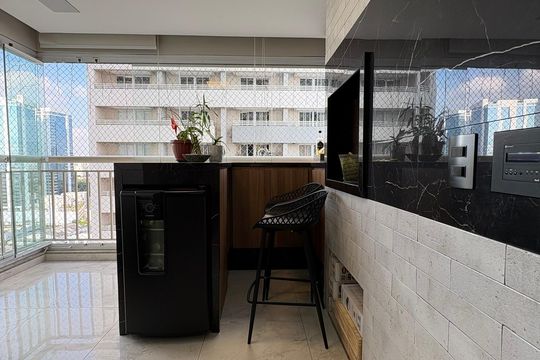 Sacada de apartamento para alugar com 2 quartos, 69m² em Parque Industrial Tomas Edson, São Paulo