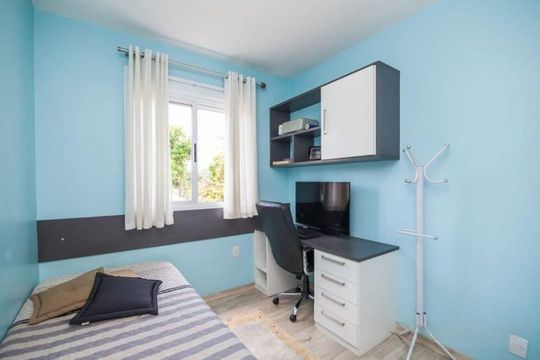 Quarto 2 de apartamento para alugar com 2 quartos, 63m² em Santo Antônio, Porto Alegre