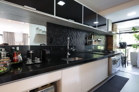 Cozinha de apartamento à venda com 2 quartos, 70m² em Vila Suzana, São Paulo