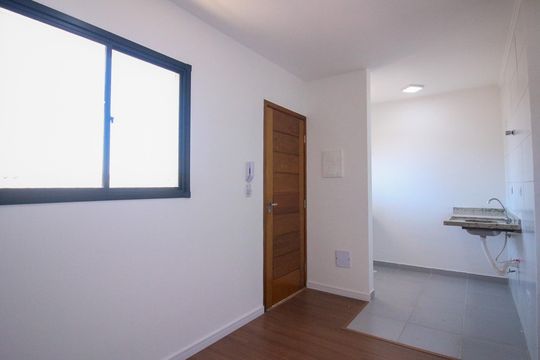 Apartamento para alugar com 2 quartos, 34m² em Vila Antonieta, São Paulo