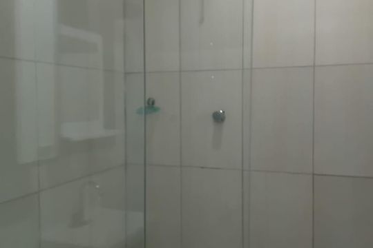 Banheiro de casa para alugar com 3 quartos, 150m² em Stella Maris, Salvador