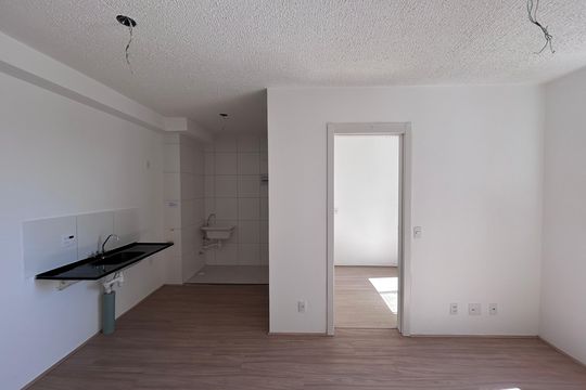 Sala de apartamento para alugar com 2 quartos, 34m² em Usina Piratininga, São Paulo