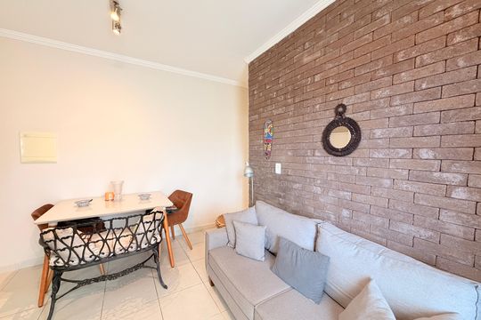 Sala de apartamento à venda com 2 quartos, 59m² em Medeiros, Jundiaí