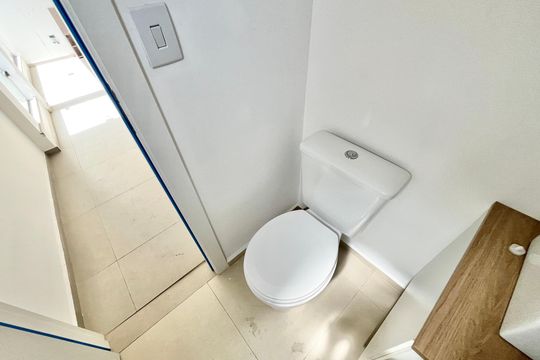 Banheiro de kitnet/studio para alugar com 1 quarto, 31m² em Santana, São Paulo