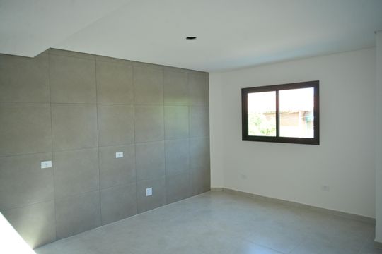 Cozinha de casa à venda com 2 quartos, 130m² em Vila Scarpelli, Santo André
