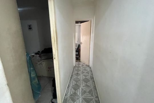 Corredor de apartamento à venda com 3 quartos, 90m² em Ilha do Governador, Rio de Janeiro