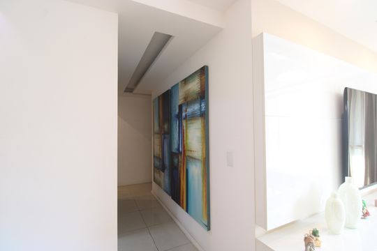 Sala - Corredor de apartamento à venda com 4 quartos, 166m² em Barra Olímpica, Rio de Janeiro